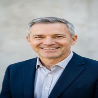 Reviewer portrait